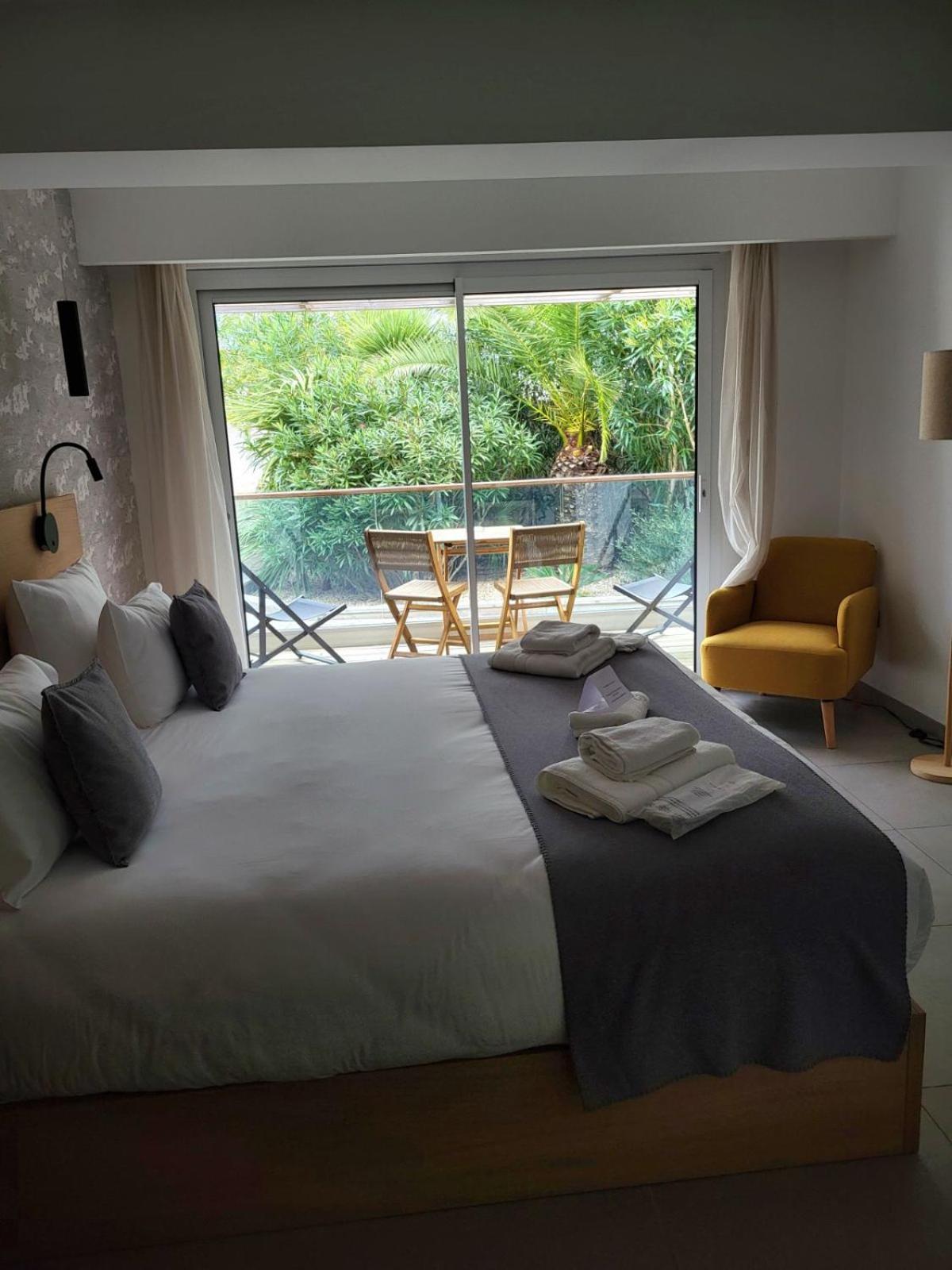Hotel L'Albatros Saint-Trojan-les-Bains Eksteriør billede